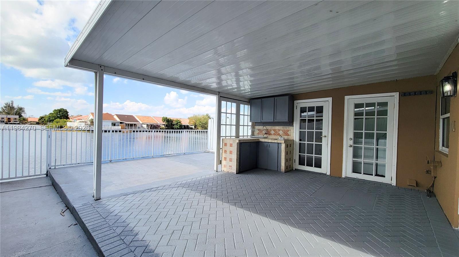 WEST VIEW LAKE TOWNHOMES - Residential