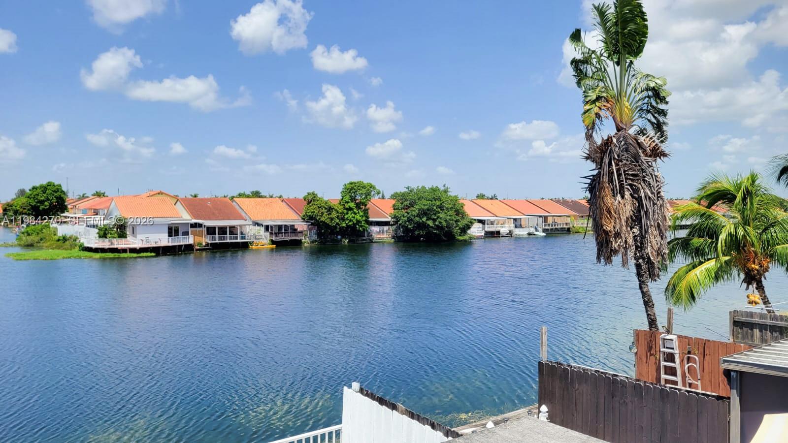 WEST VIEW LAKE TOWNHOMES - Residential