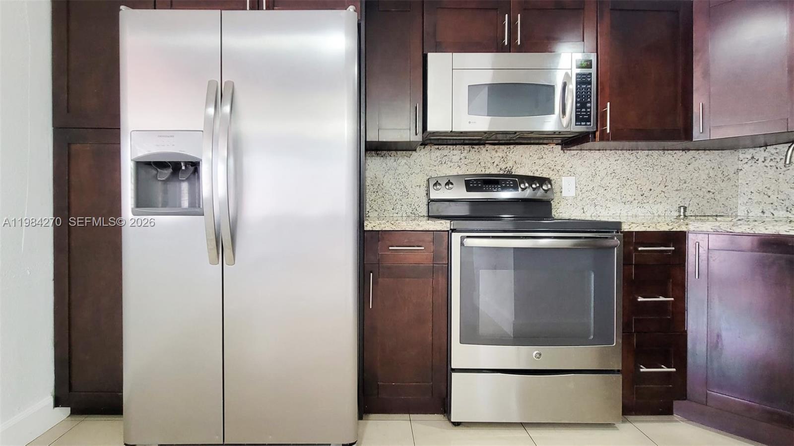 WEST VIEW LAKE TOWNHOMES - Residential