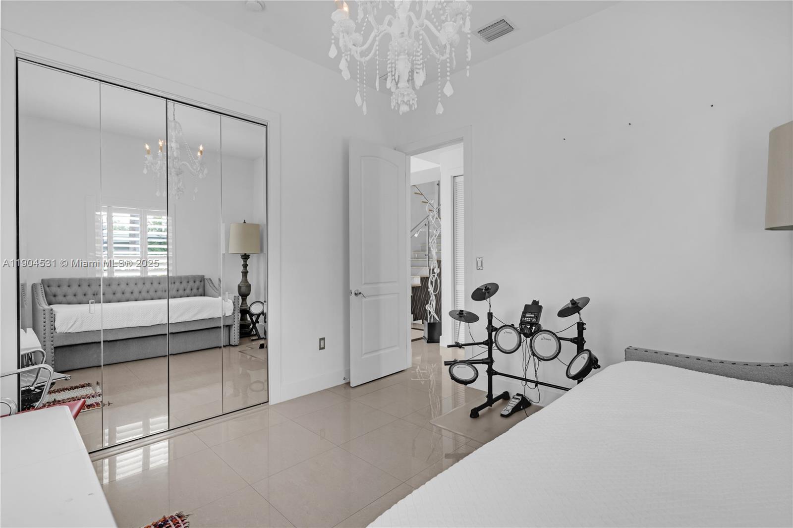 ROBERTS SUB - Residential