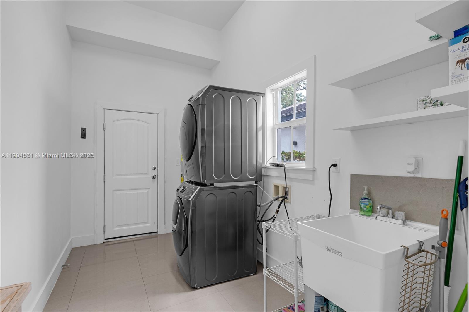 ROBERTS SUB - Residential