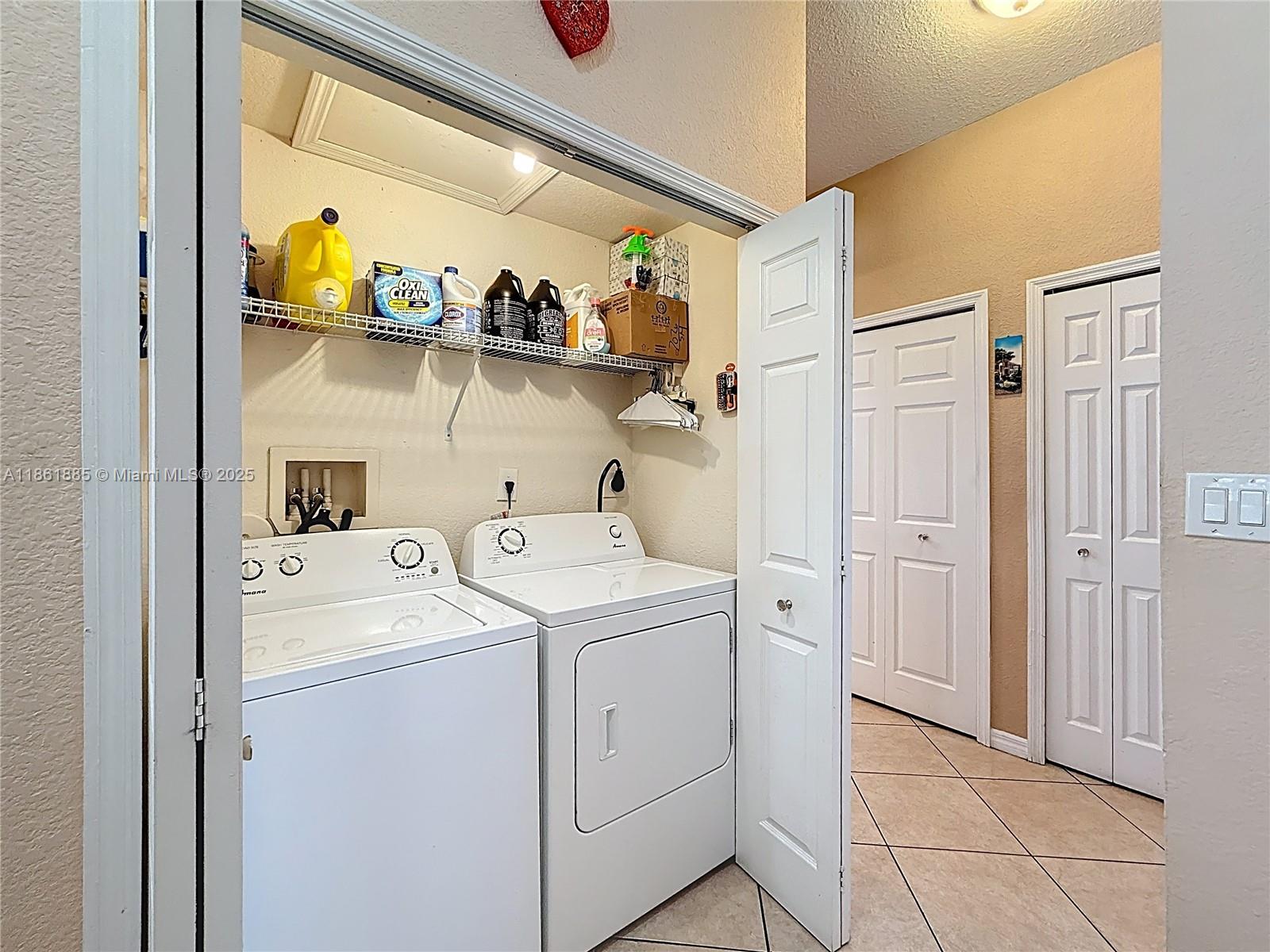 RIVAS-LIMA SUB - Residential