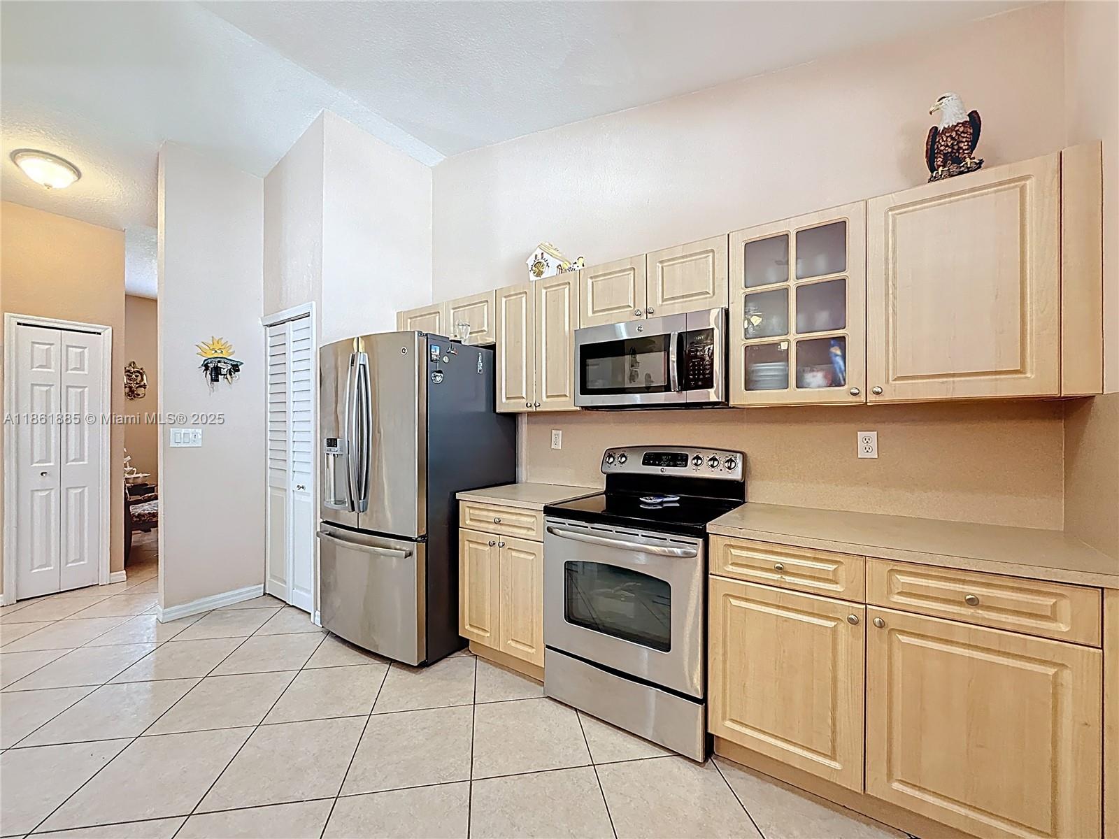 RIVAS-LIMA SUB - Residential