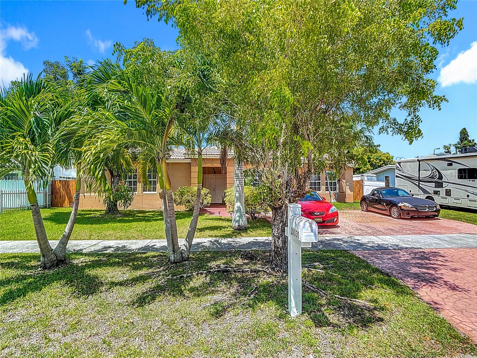 RIVAS-LIMA SUB - Residential