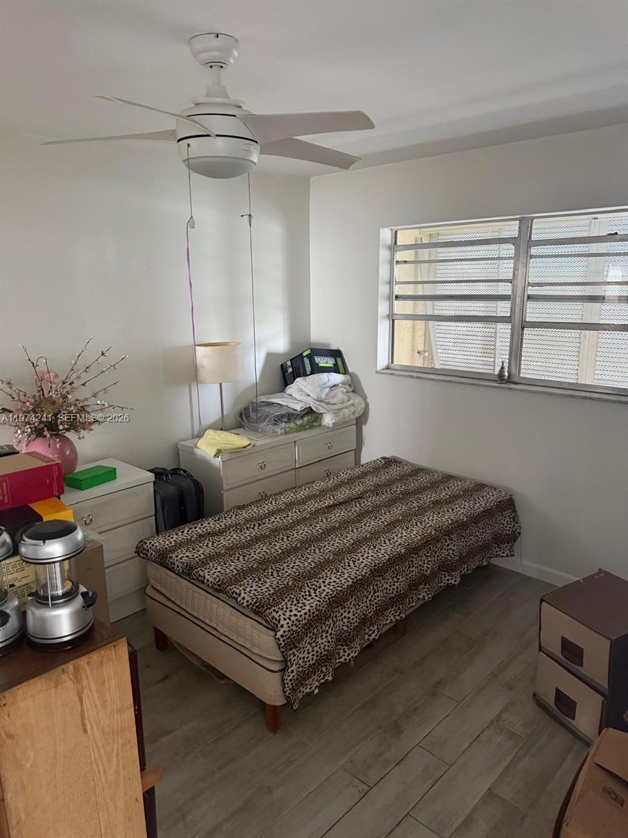 PARKSIDE TOWERS CONDO - Residential