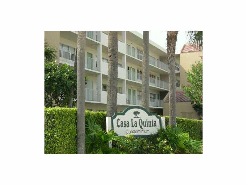 GREAT UNIT CONVENIENT TO ALL THE BEST SOUTH FLORIDA HAS TO OFFER! WALK TO THE BEACH OR RELAX POOLSIDE WHILE WATCHING THE BOATS SAIL BY. CASA LA QUINTA IS LOCATED ON THE INTRACOASTAL WITH BOAT SLIPS AVAILABLE FOR RENT. FIRST FLOOR UNIT WITH PARKING. LAUNDR Y ROOM STEPS FROM THE UNIT.