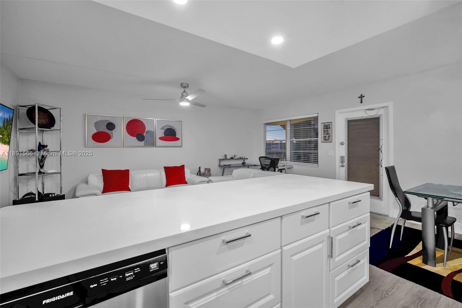 HYTHE AT CENTURY VILLAGE - Residential