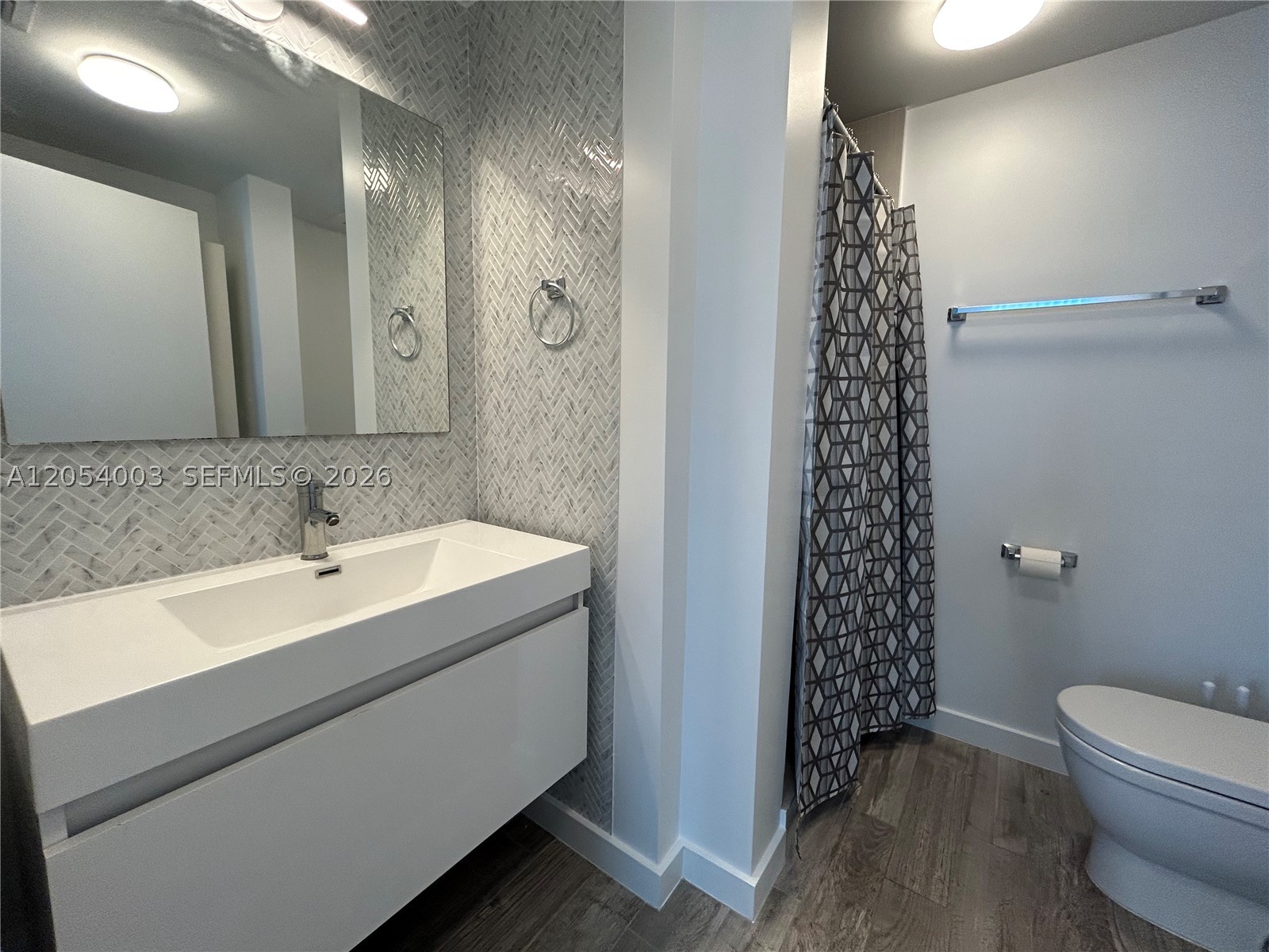 1035 Euclid Ave 27