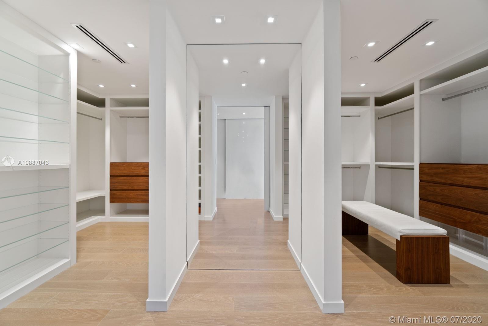 OCEANSIDE FISHER ISL COND - Residential