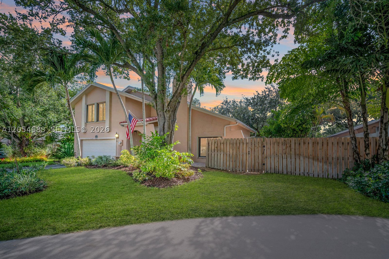42 Birch Dr