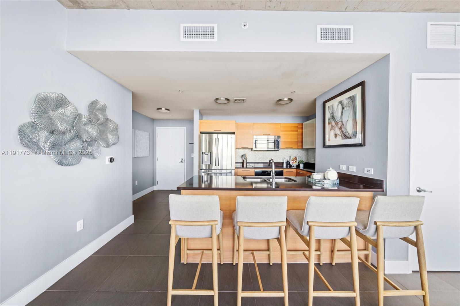 3301 NE 1st Ave H2201