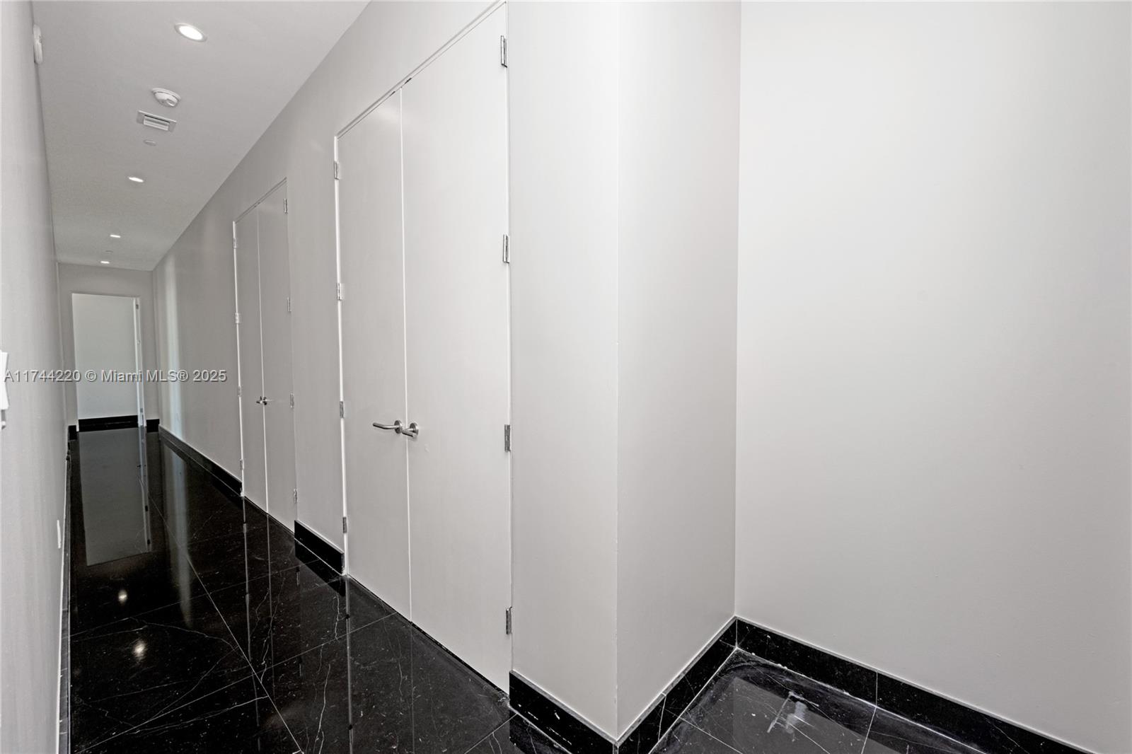 THE GROVE AT GRAND BAY - Residential