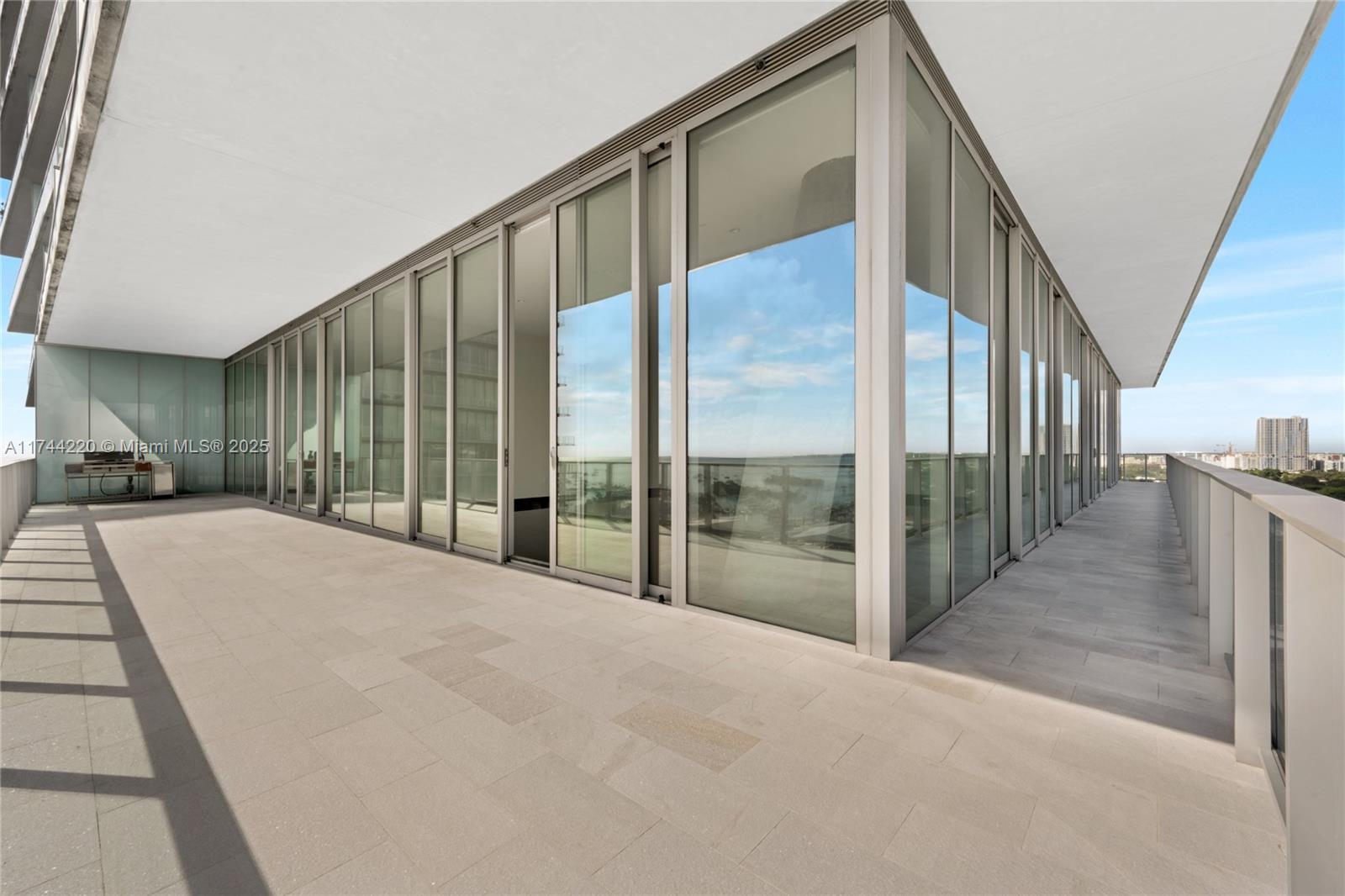 THE GROVE AT GRAND BAY - Residential