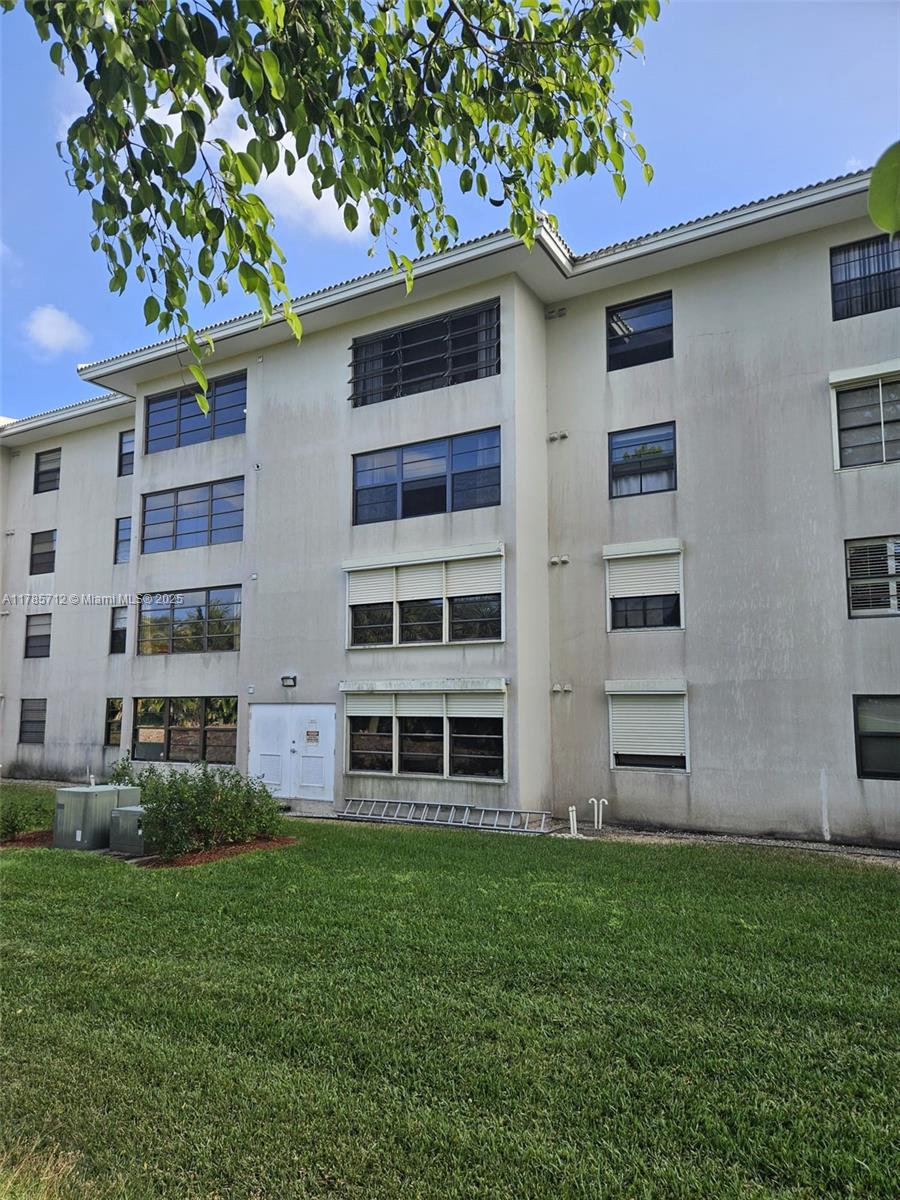 WHITEHALL CONDO AT CAMINO - Residential