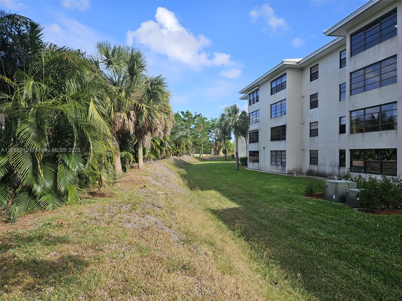 WHITEHALL CONDO AT CAMINO - Residential