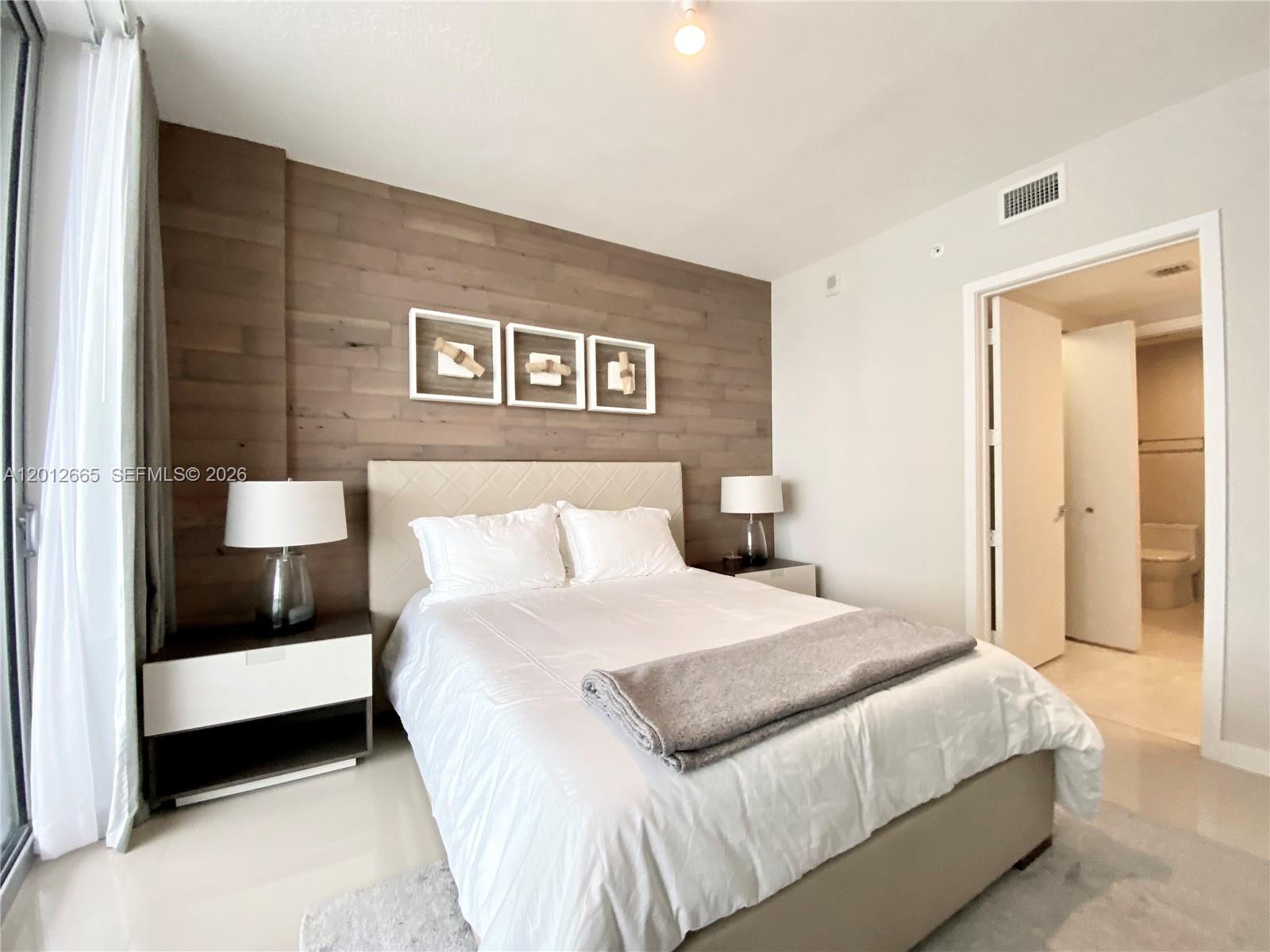 ARIA ON THE BAY CONDO - Residential Lease