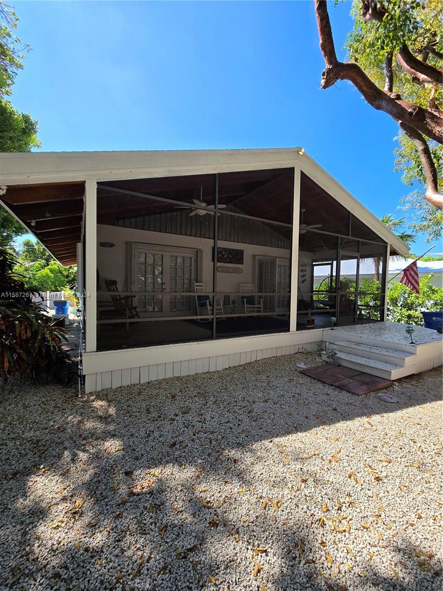 Rental Property at 101 Gumbo Limbo Rd, Plantation Key, Miami-Dade County, Florida - Bedrooms: 2 
Bathrooms: 2  - $4,250 MO.