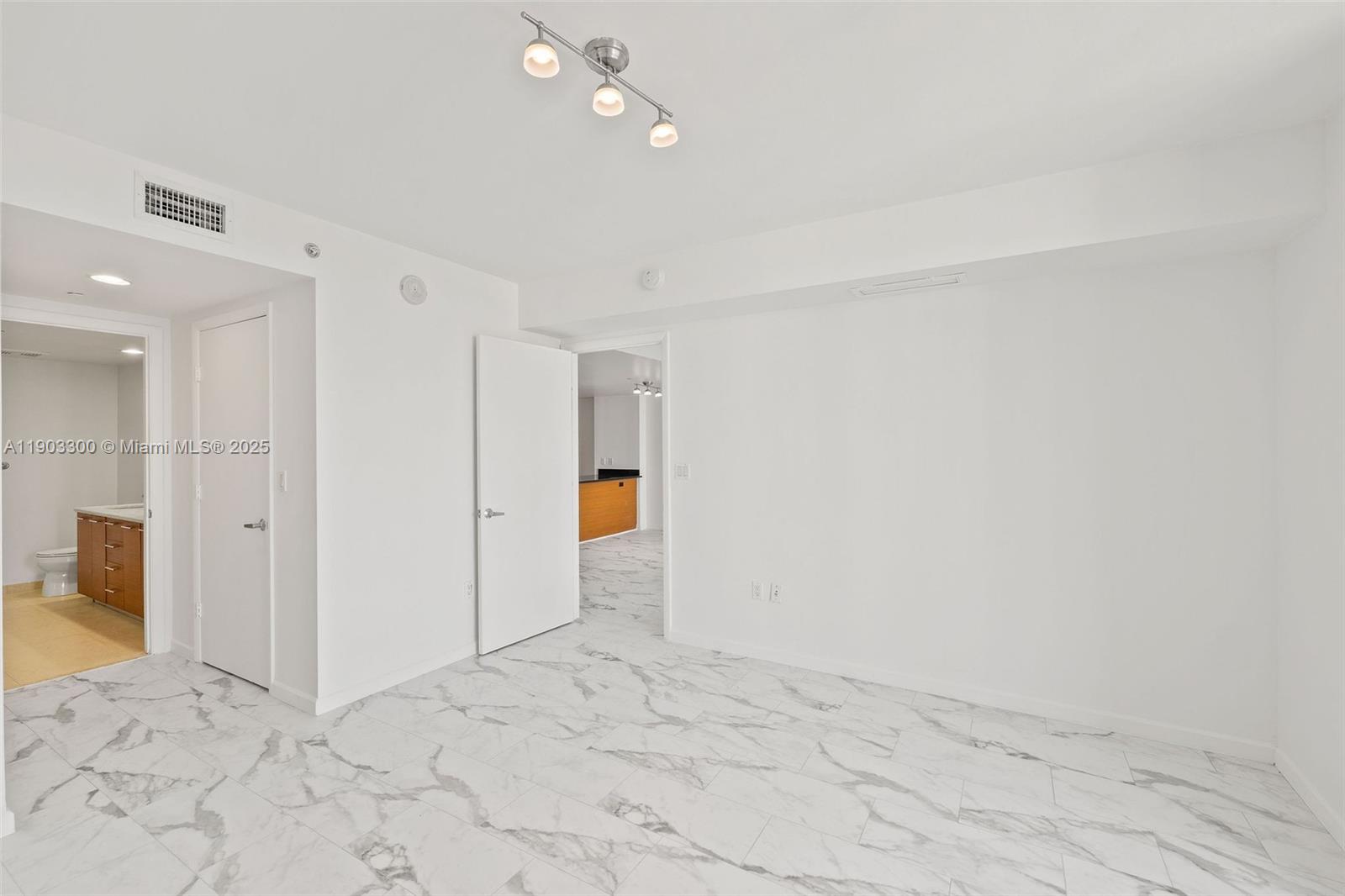 50 BISCAYNE CONDO - Residential Lease