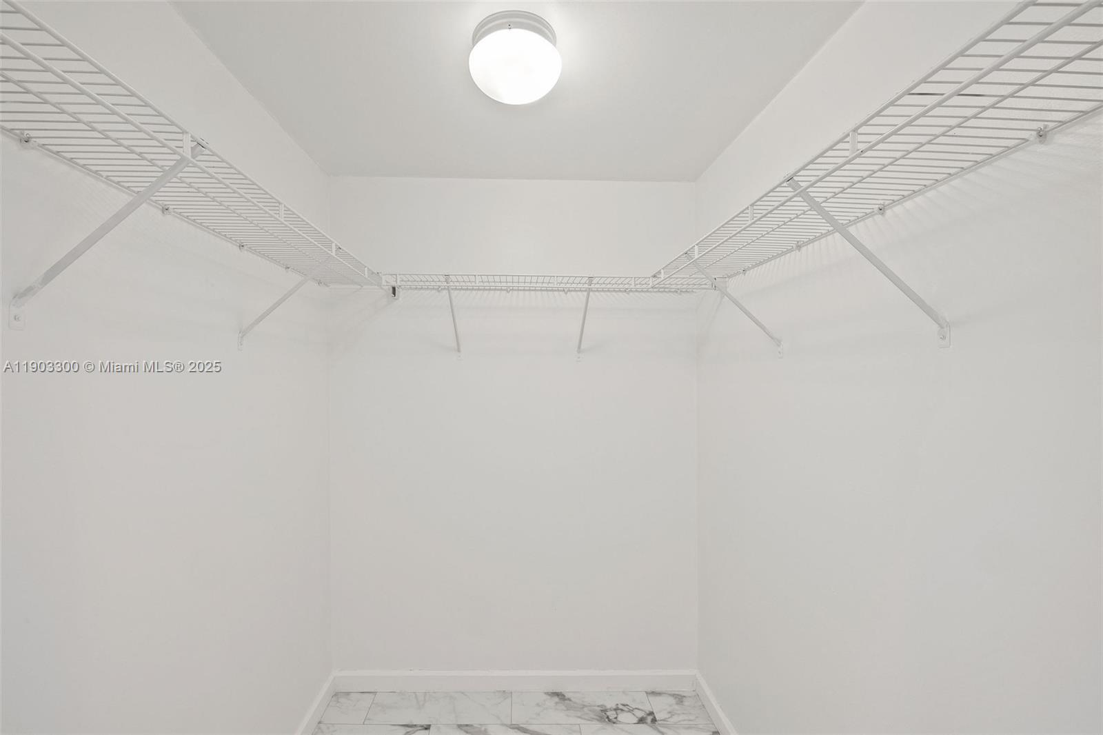 50 BISCAYNE CONDO - Residential Lease