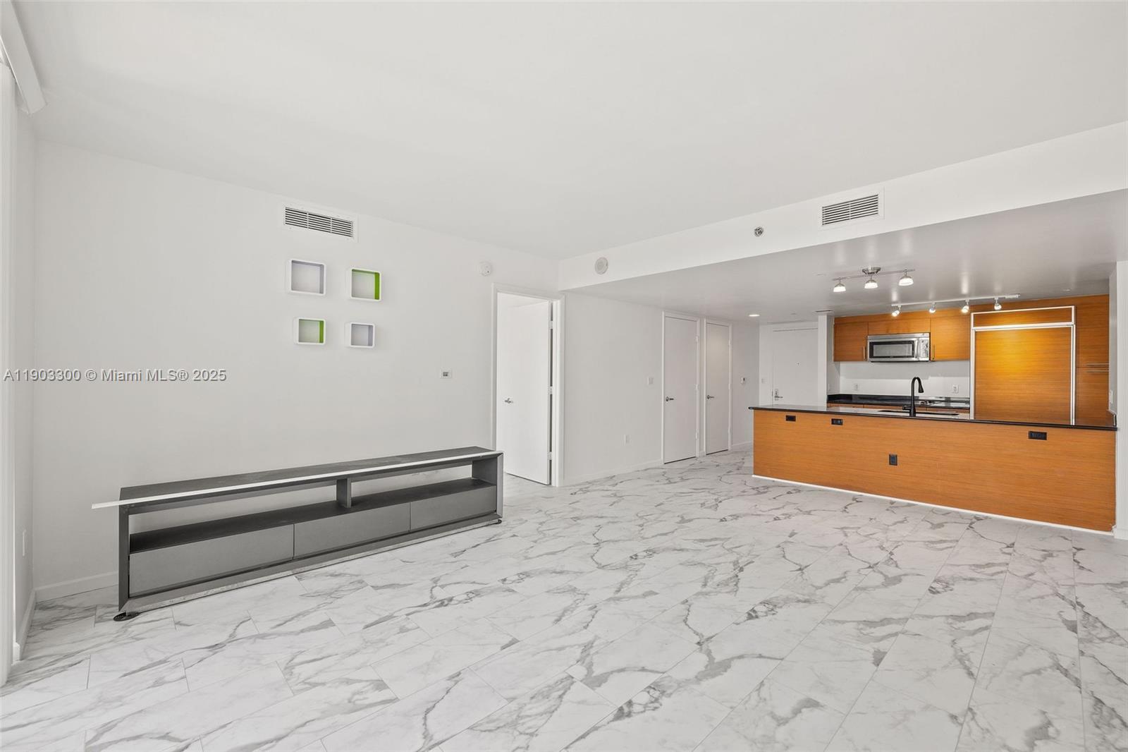 50 BISCAYNE CONDO - Residential Lease