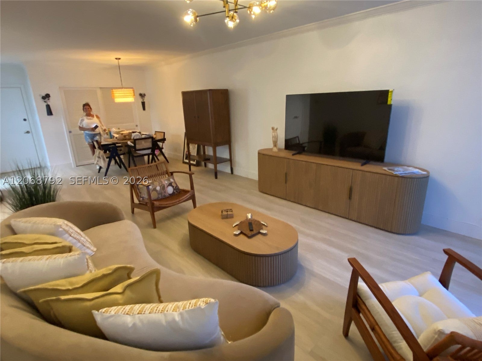 2501 S Ocean Dr REMODELED 614