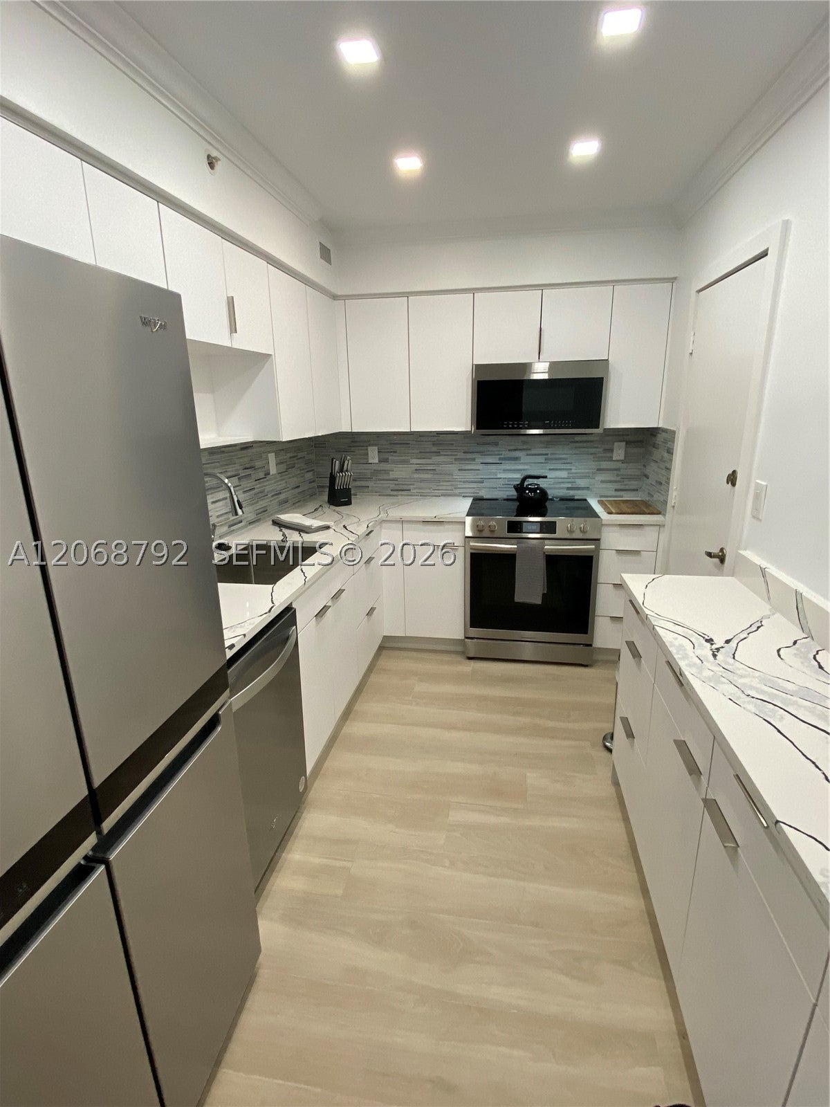 2501 S Ocean Dr REMODELED 614
