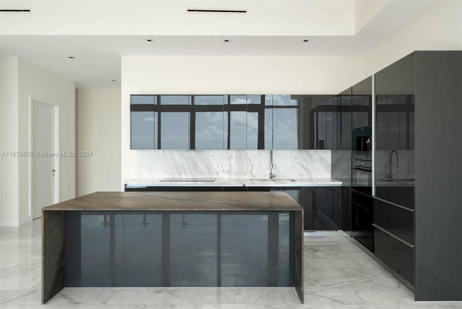 1451 Brickell Ave 5302