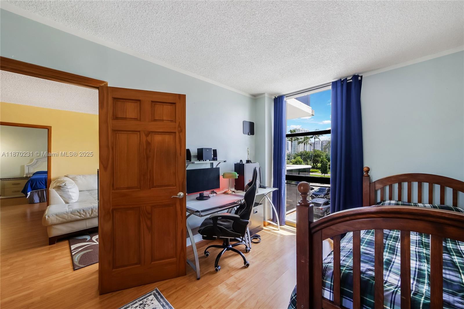 AVENTURA-ELDORADO CONDO - Residential