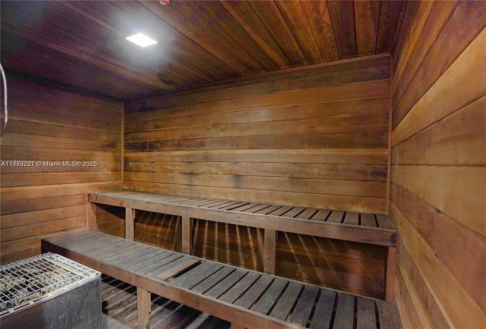 AVENTURA-ELDORADO CONDO - Residential