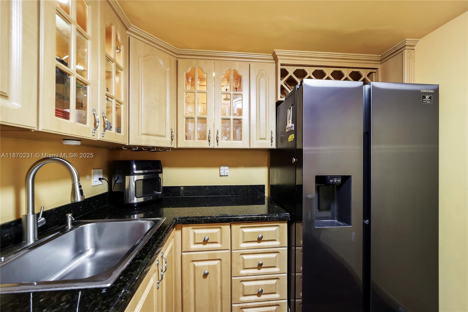 AVENTURA-ELDORADO CONDO - Residential