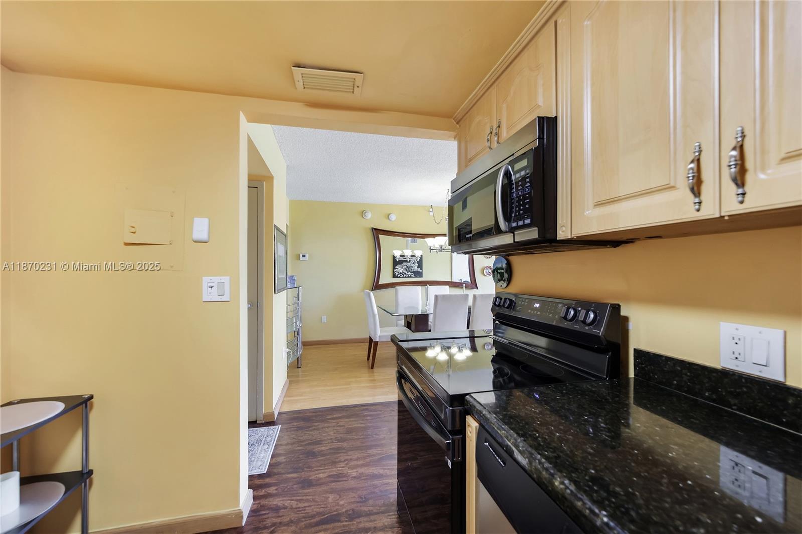 AVENTURA-ELDORADO CONDO - Residential