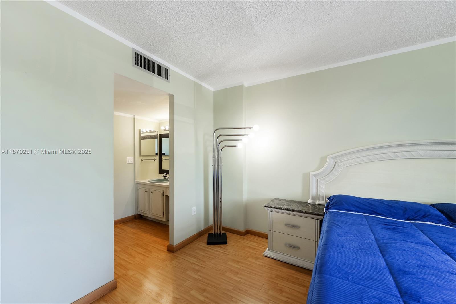 AVENTURA-ELDORADO CONDO - Residential