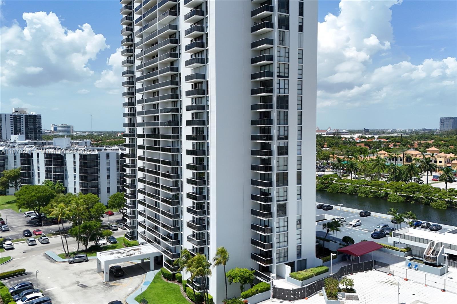 AVENTURA-ELDORADO CONDO - Residential