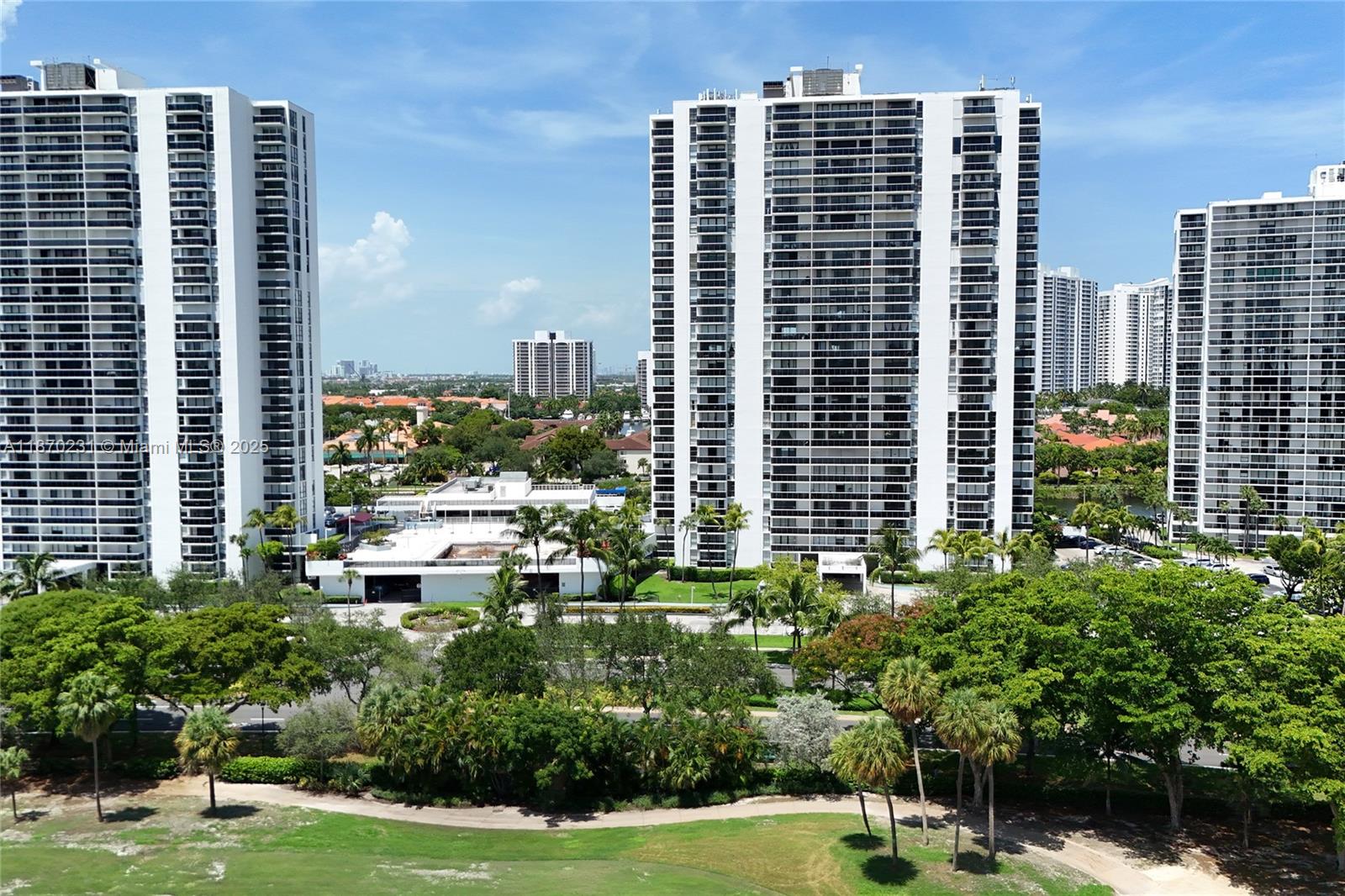 AVENTURA-ELDORADO CONDO - Residential