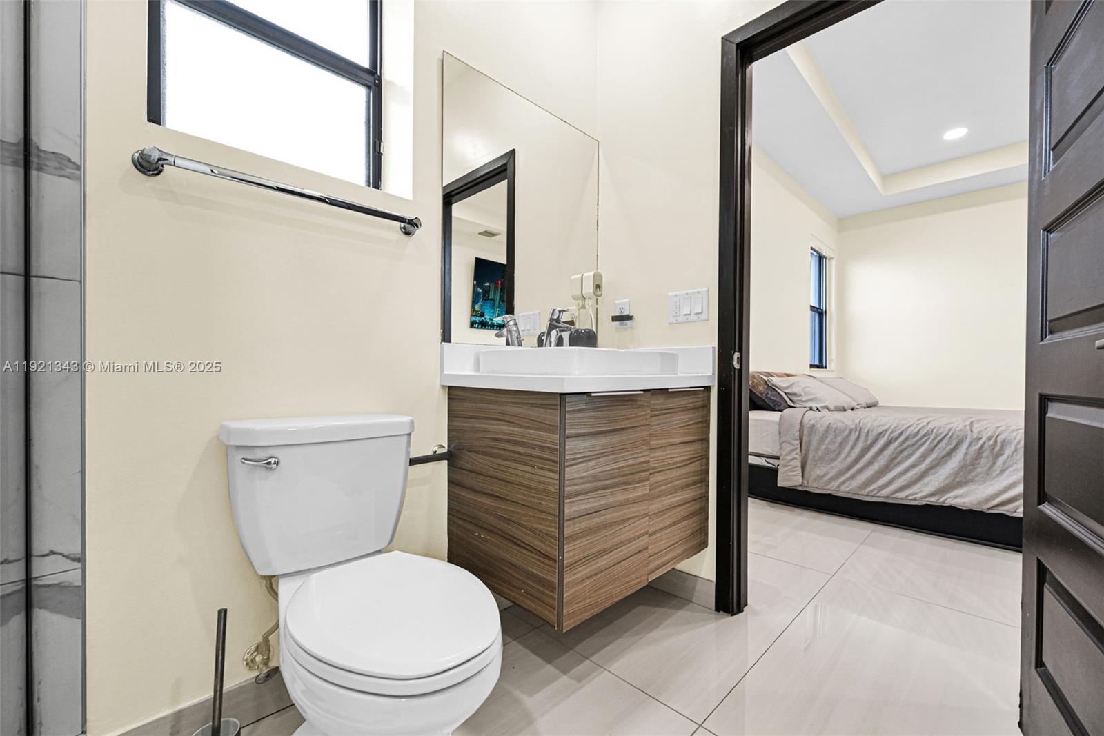 DUNNWOODY LAKE - Residential