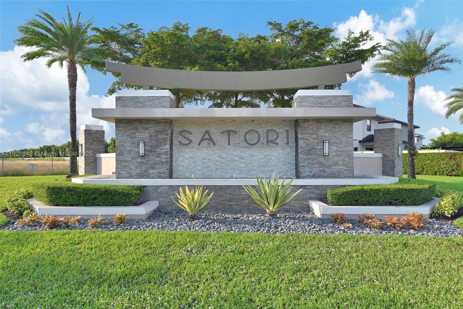 DUNNWOODY LAKE - Residential