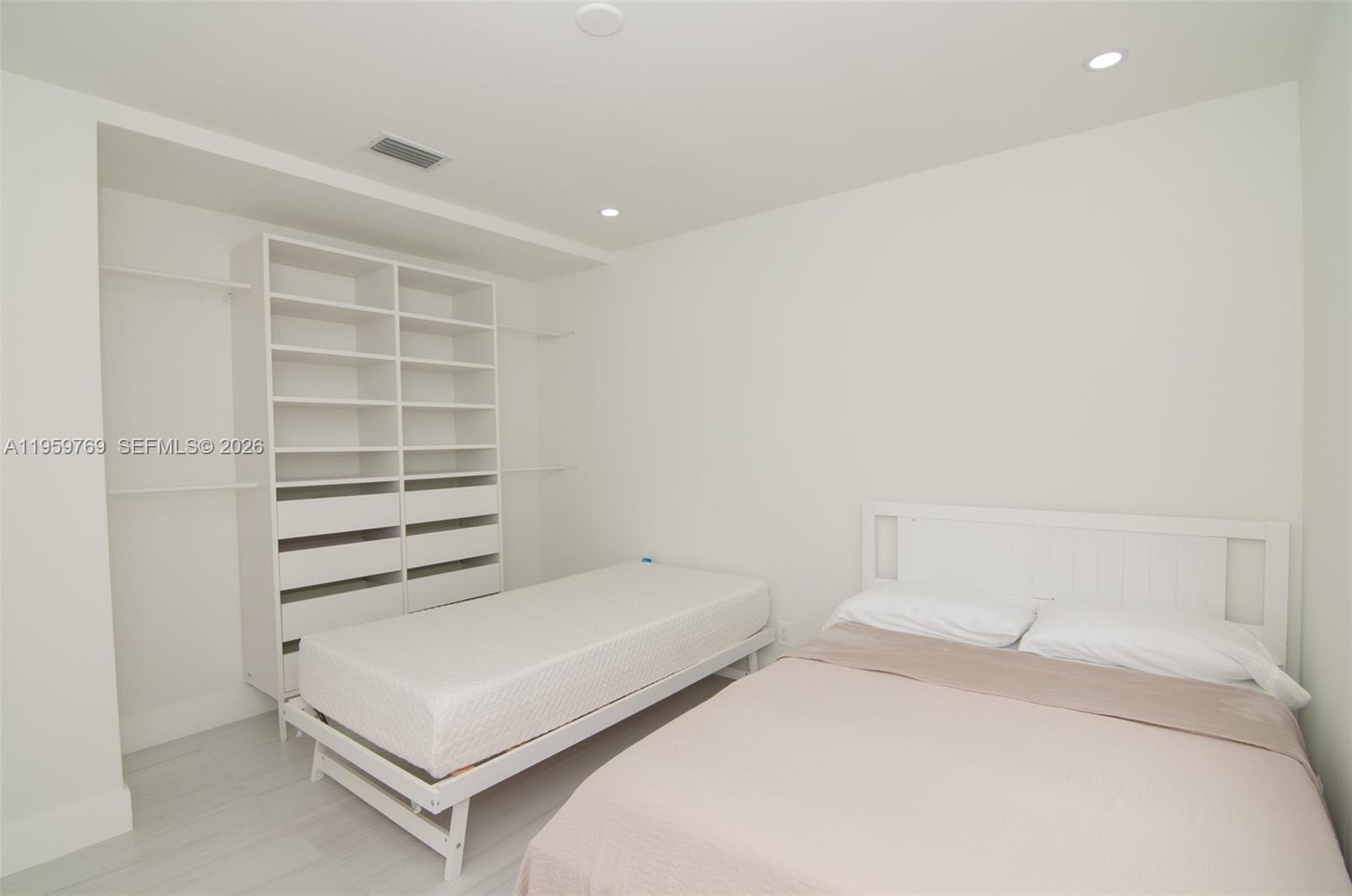 SECTORS 8 9 AND 10 PLAT - Residential Lease