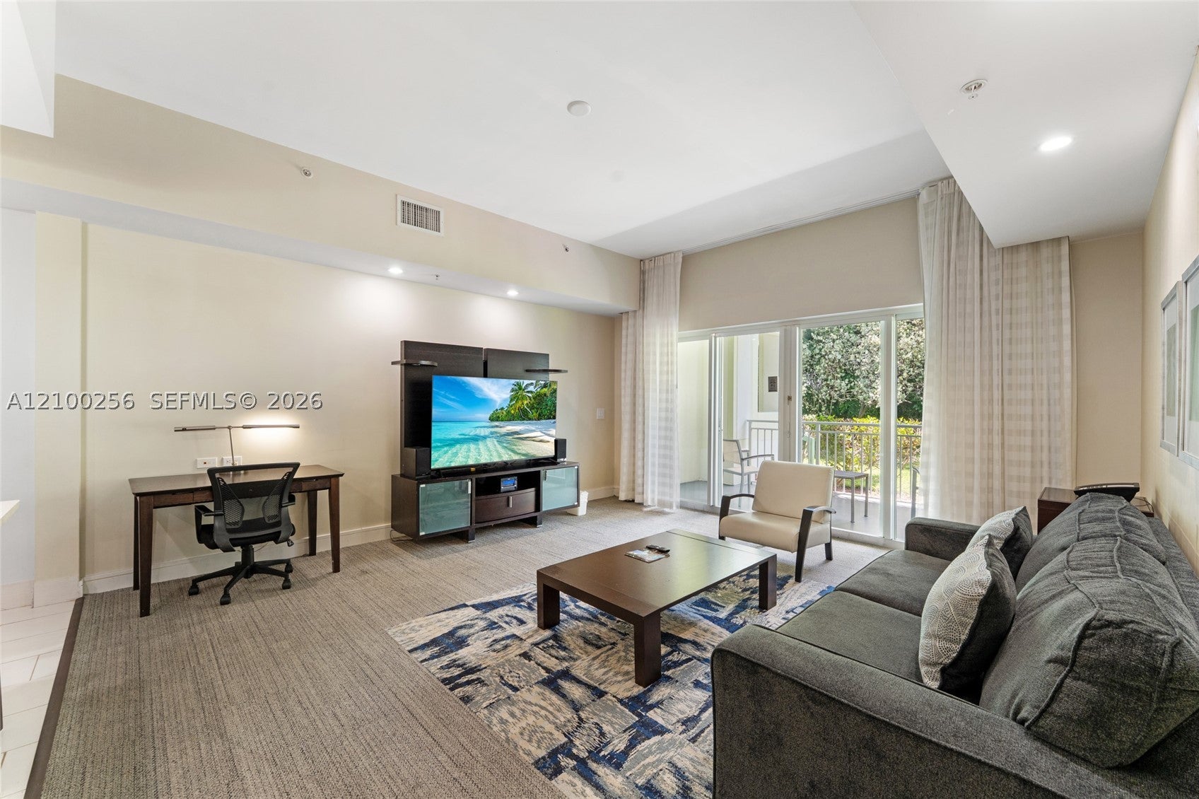 View photos, virtual tours, details... 5300 NW 87th Ave 408