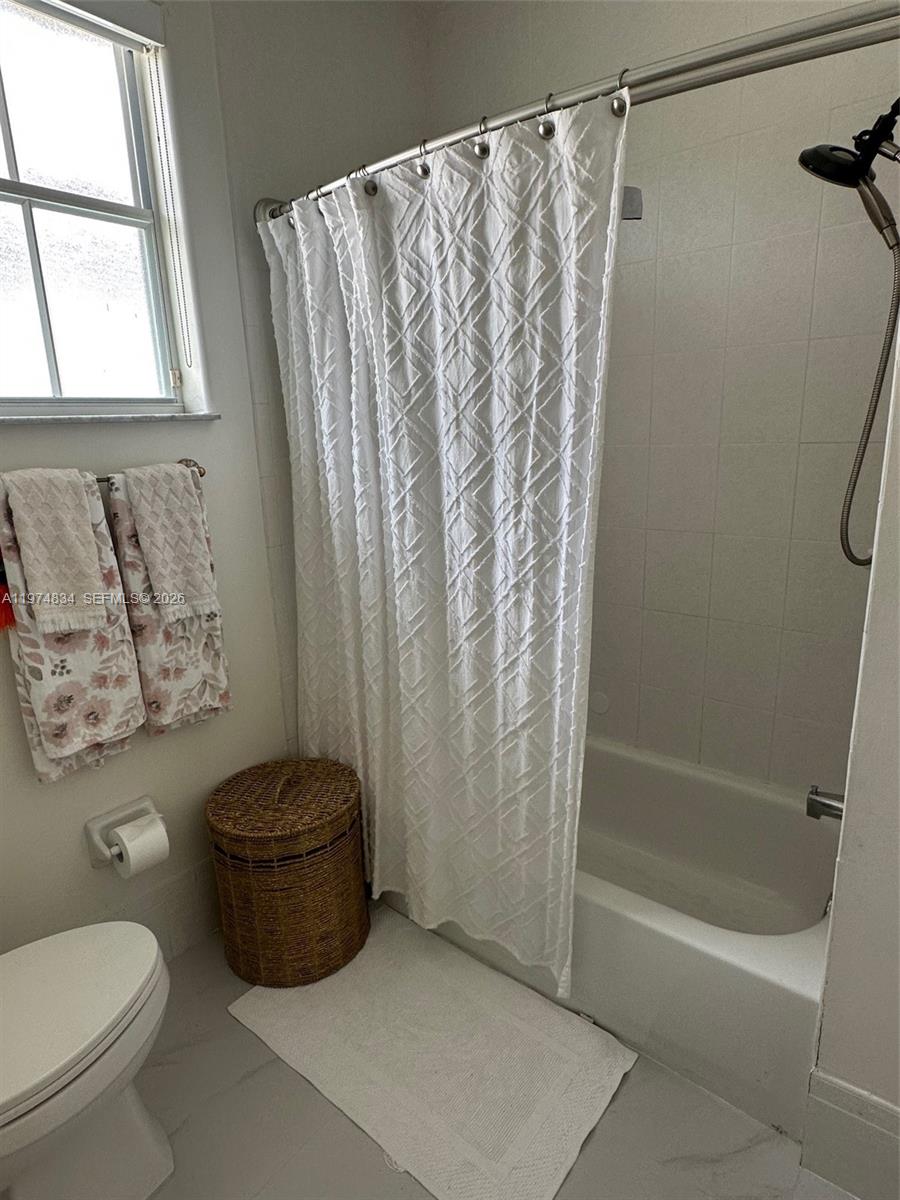 PONCE ESTATES SEC 2 - Residential