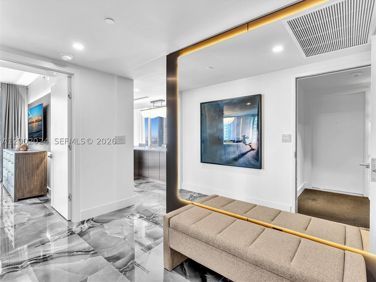 475 Brickell Ave 2715