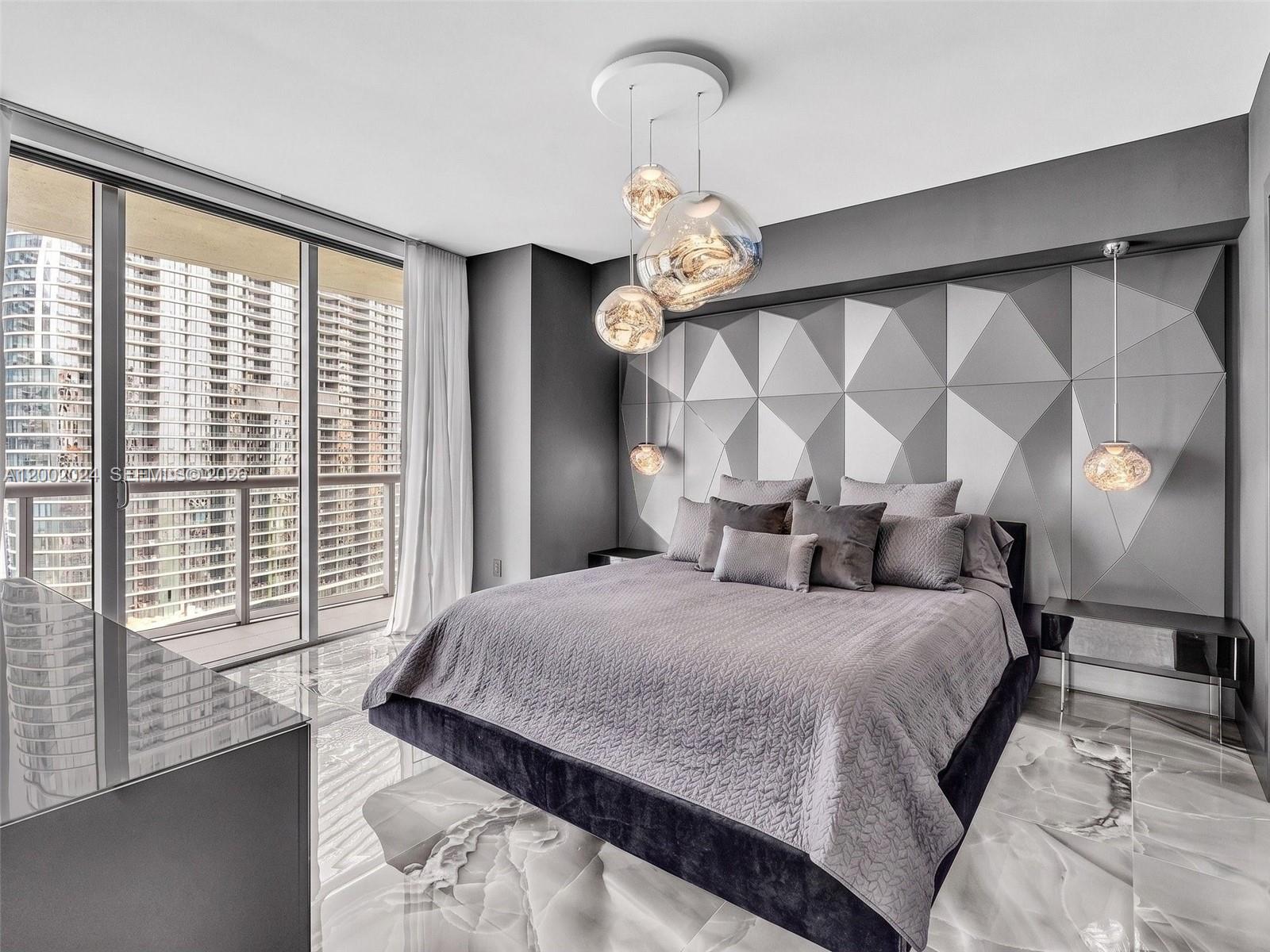 ICON BRICKELL CONDO NO 1 - Residential