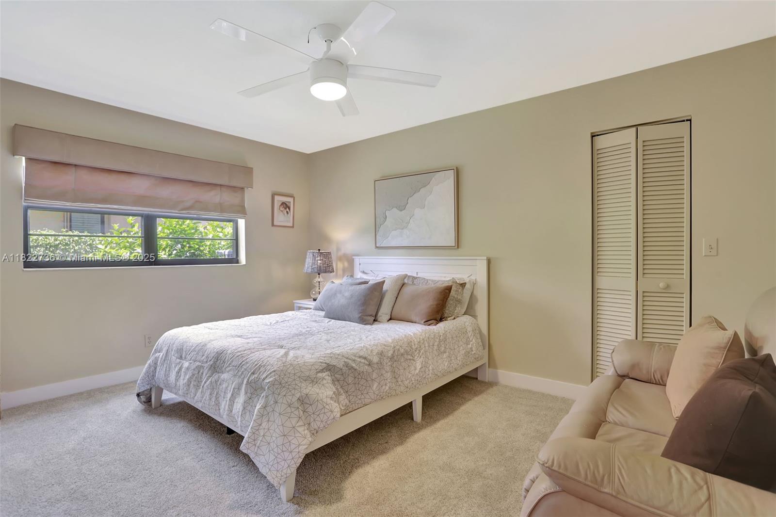 JACARANDA LAKES - Residential