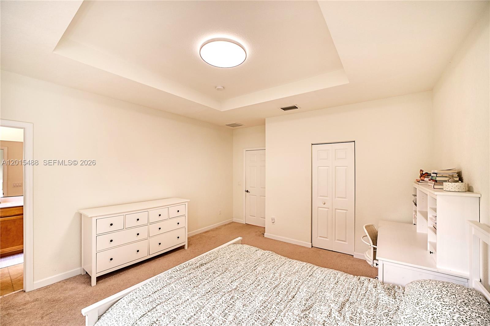 SIMONTON COURT - Residential