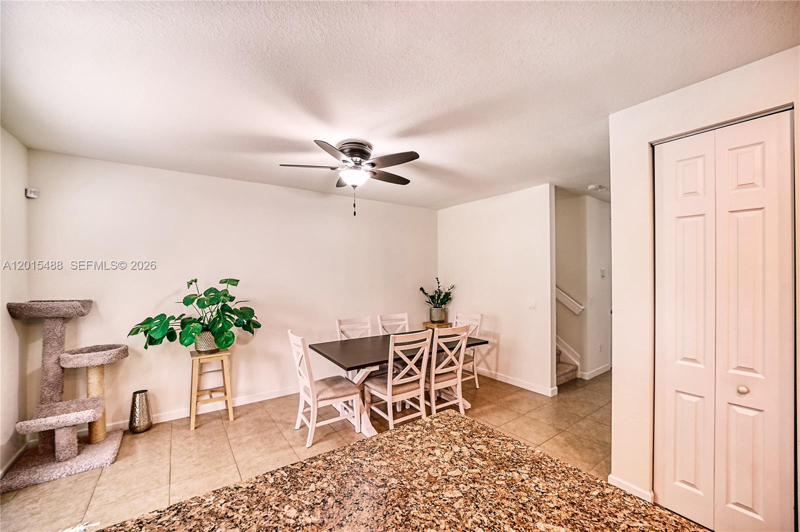 SIMONTON COURT - Residential