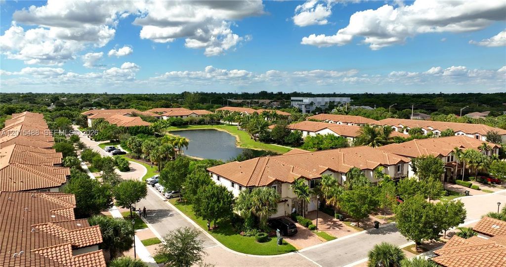 Photo of 3962 Devenshire Ct, Coconut Creek, FL 33073 (MLS # A12015488)