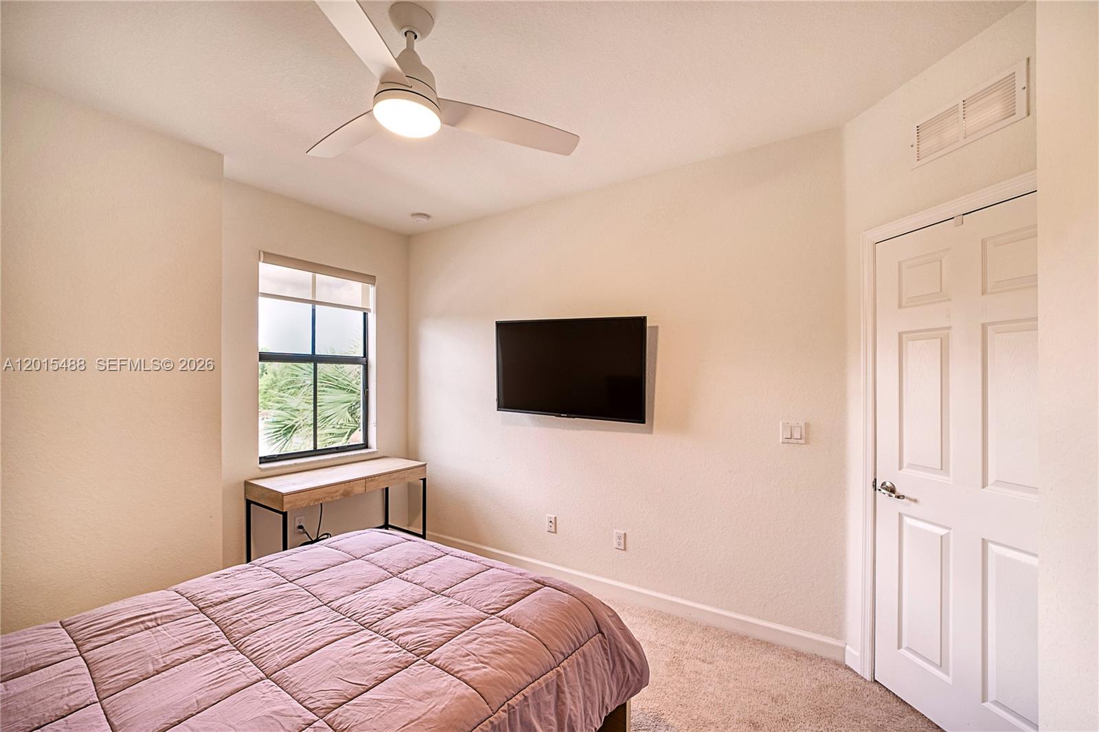 SIMONTON COURT - Residential