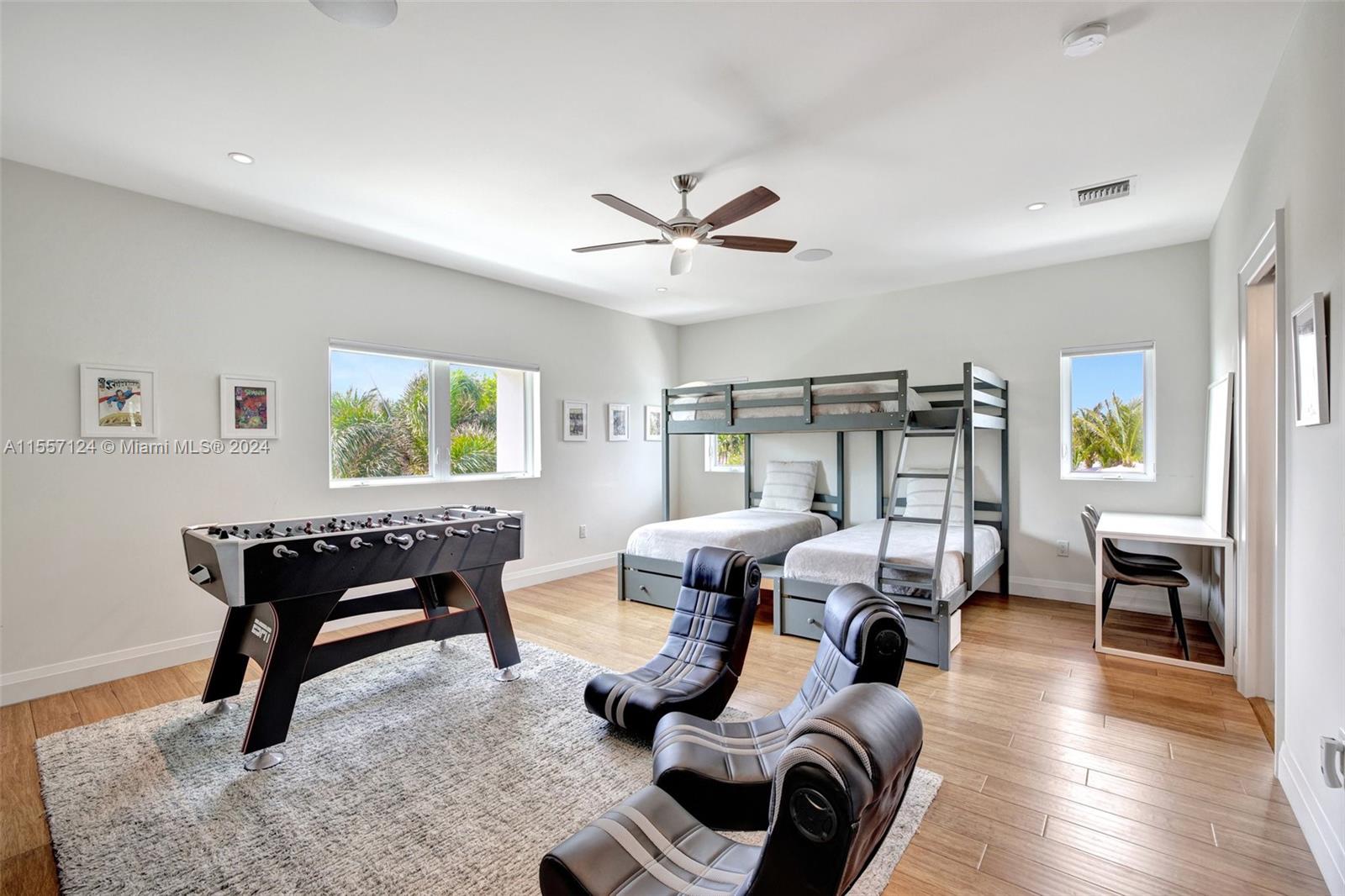 SILVER SHORES SEC OF LAUD - Residential