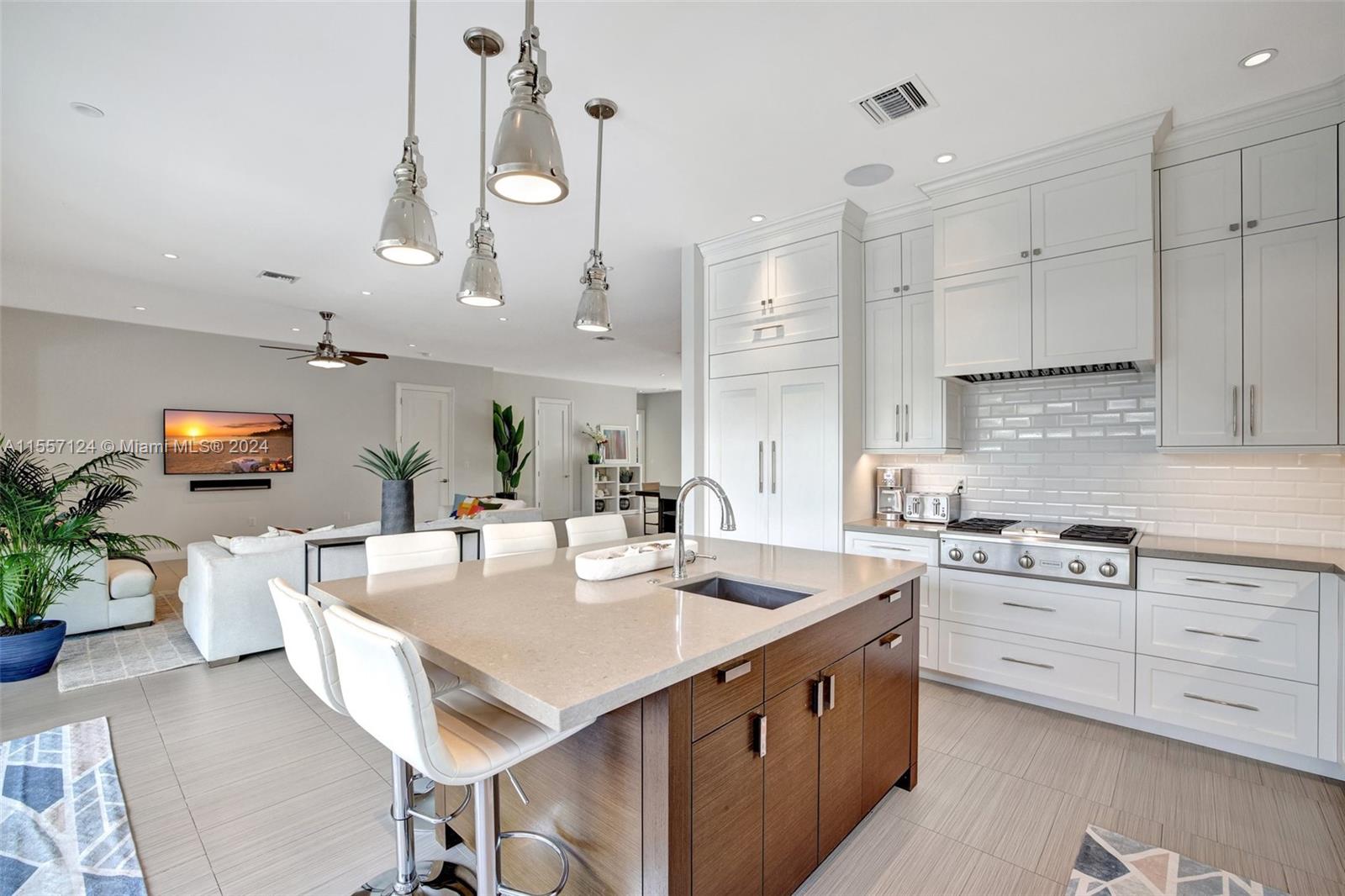 SILVER SHORES SEC OF LAUD - Residential