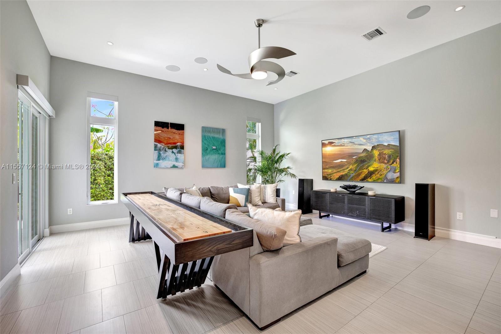 SILVER SHORES SEC OF LAUD - Residential