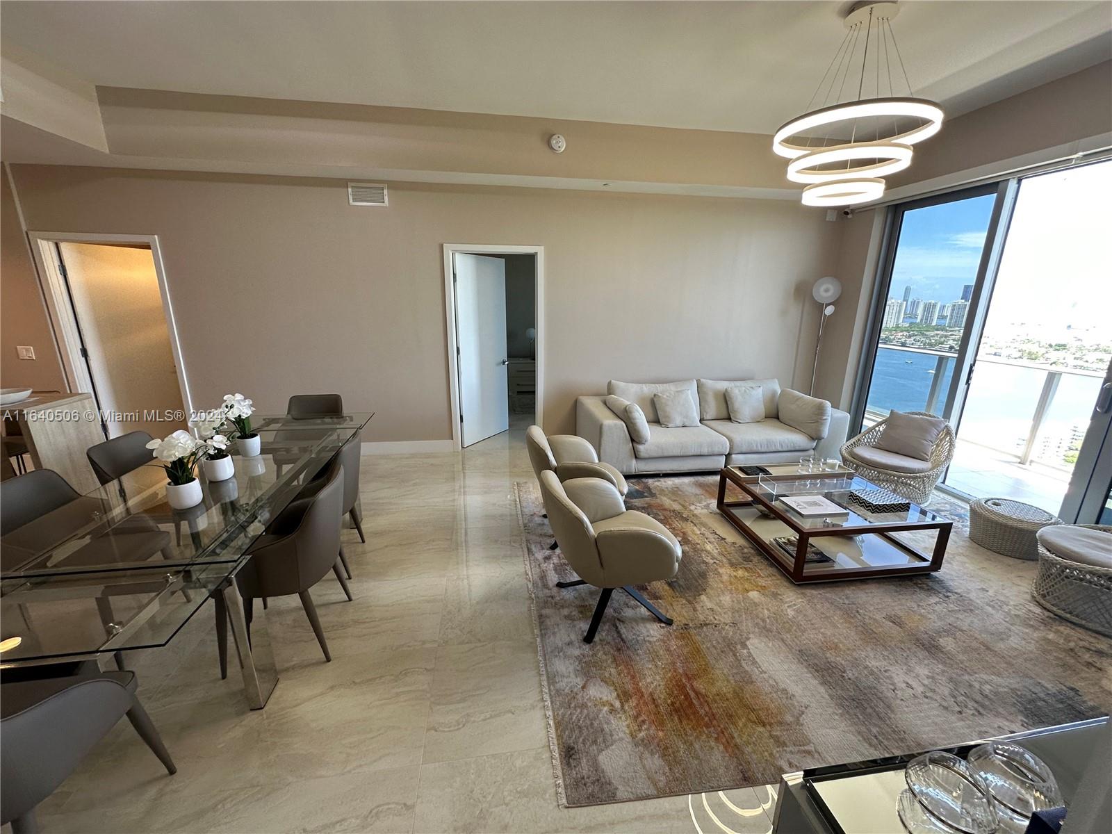 Photo 19 of 33 of 16385 Biscayne Blvd PH7 condo